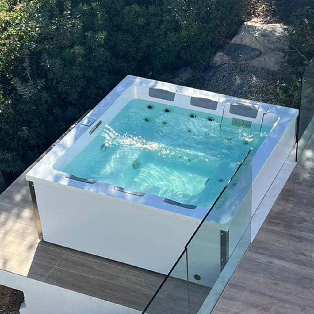 Infinitas Grand 223×213×86cm Outdoor Whirlpool – WSG | Whirlpool