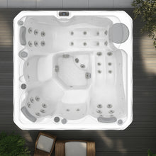  Outdoor Whirlpool Wellis Budapest 5 Sitzplätzen auf Terrasse