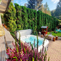 Wellis Firenze Outdoor Whirlpool im Garten