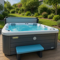 Wellis Outdoor Whirlpool Pluto WSG im Garten